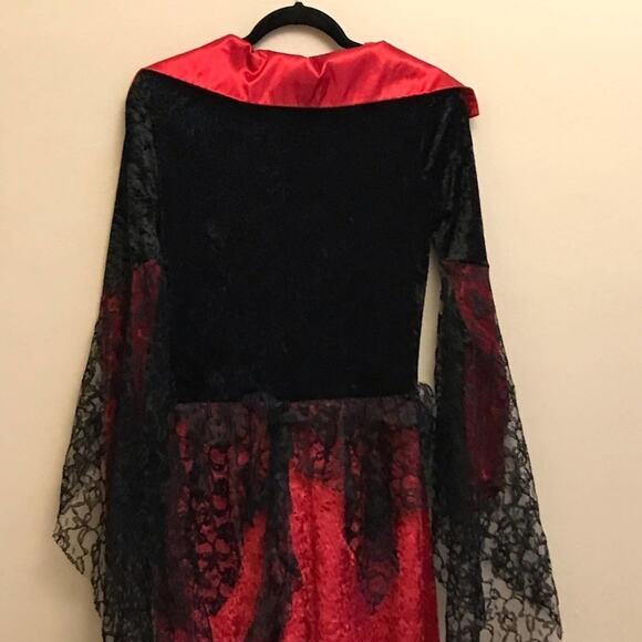 Incharacter Costumes L vampire queen red black maxi dress velvet Dress Only - Picture 9 of 13